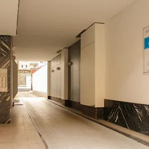 Moon Hotel Düsseldorf